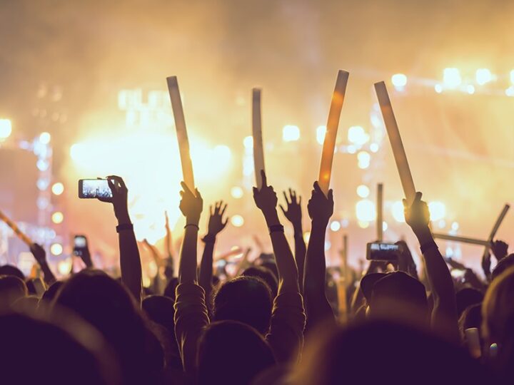 Mamma Mia w Zamościu: Odkryj hity ABBA na żywo już 21 lutego!