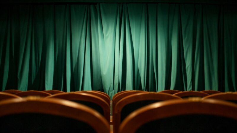 Żar” w Teatrze Polonia: emocjonalne spotkanie po latach milczenia