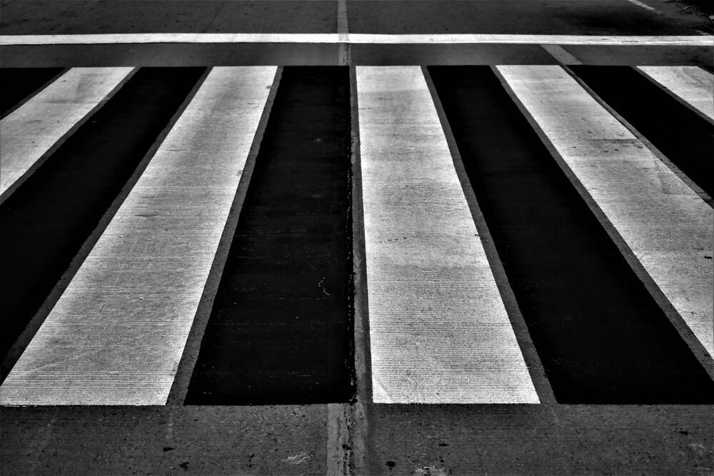 Bezpieczna droga do szkoły: Policja uczy dzieci zasad ruchu drogowego
