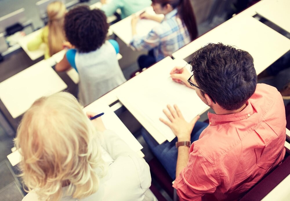 Bezpieczny Start: Policja i Edukacja w Zamościu Razem na Nowy Rok Szkolny