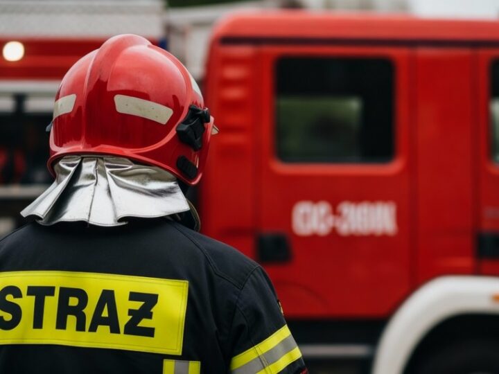 Gminne zawody sportowo-pożarnicze w Zwierzyńcu: emocje i zacięta rywalizacja!