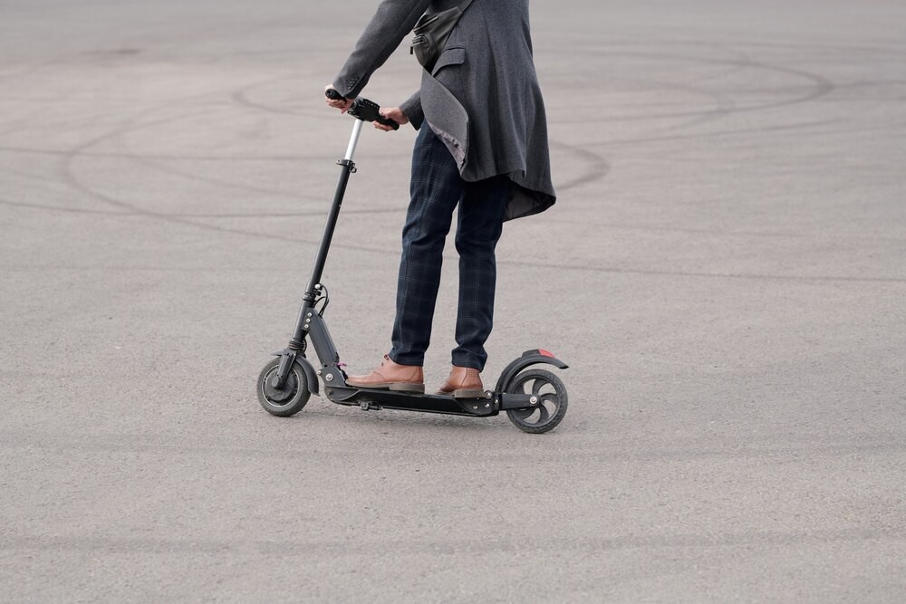 Motorowerzyści na drodze: jak uniknąć wypadków?